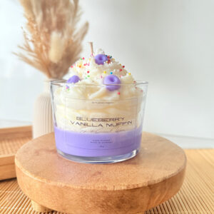 Duftkerze, Blaubeere, Vanille, Dessertkerze, Sojawachs, Geschenkidee, Valentinstag, vegane Kerze, handgegossen, Duftmuffin, Made in Germany, nachhaltige Deko